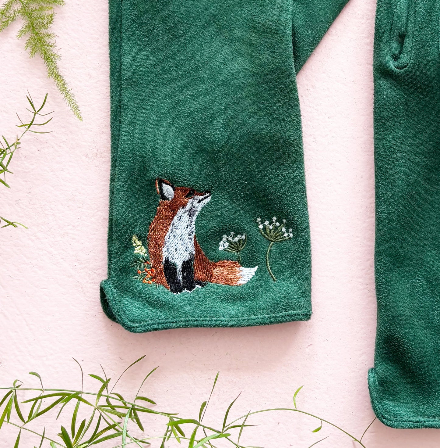 Secret Garden Embroidered Touchscreen Fox Gloves