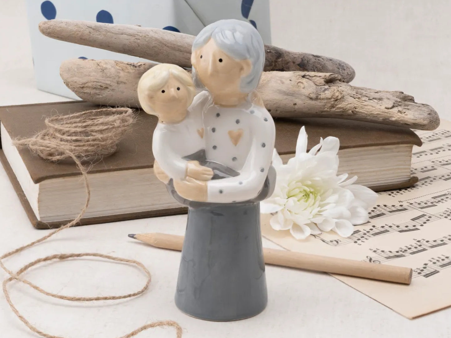 Grandma Figurine - Close At Heart