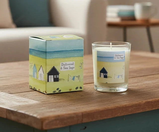 Vegan Apple, Pine & Floral Scented Candle, 9cl
