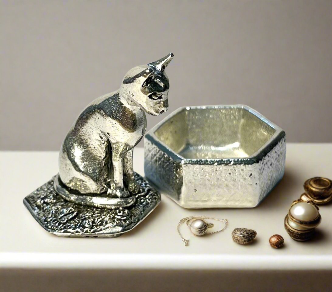 Cornish Pewter Hexagonal Trinket Box - Sitting Cat