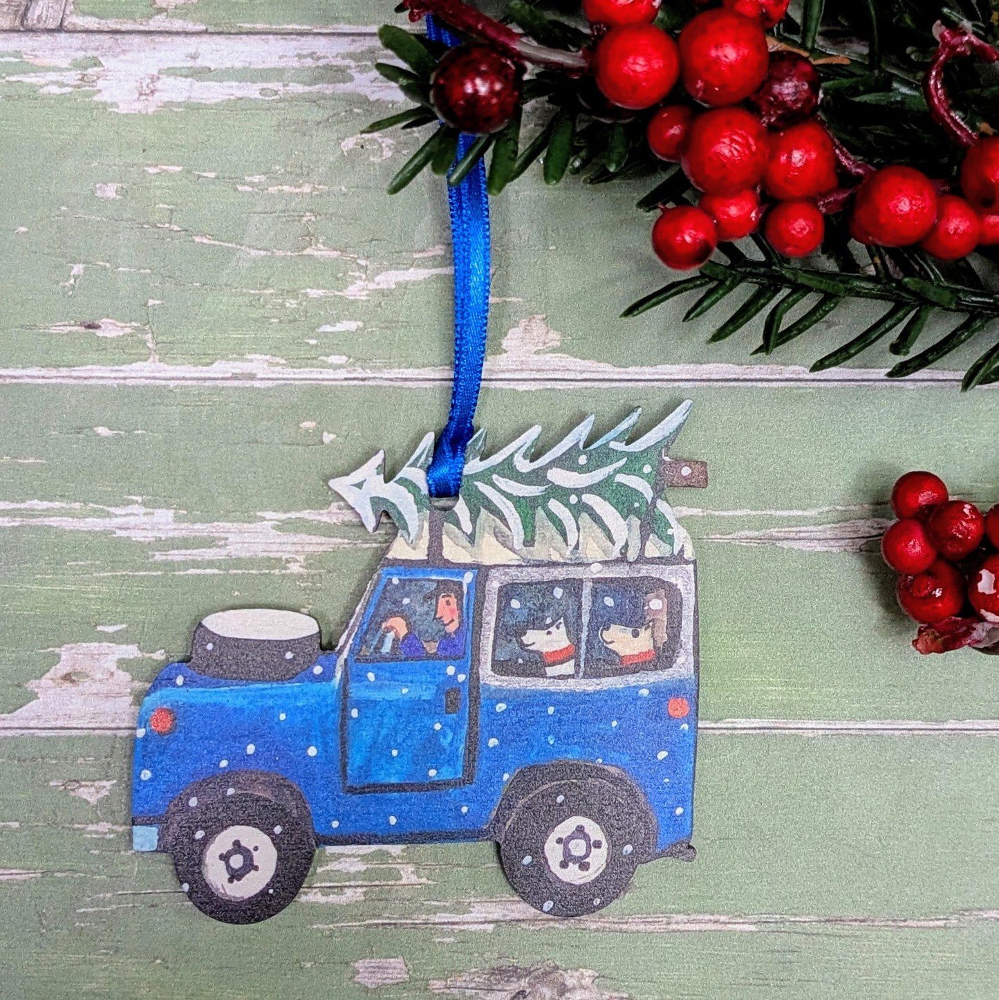 Wooden Hanging Christmas Landrover Decoration