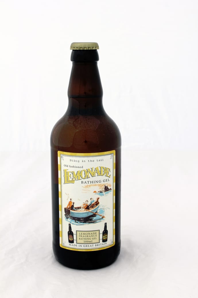 Old Fashioned Lemonade Bathing Gel by Sting in the Tail, 500ml