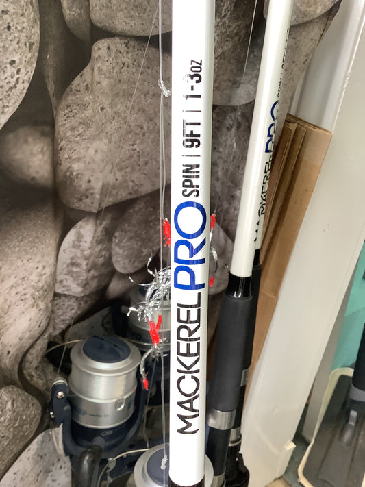 Mackerel Pro ROCK PIER Rod Kit, 9'