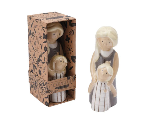 Close at heart Mother and daughter figures