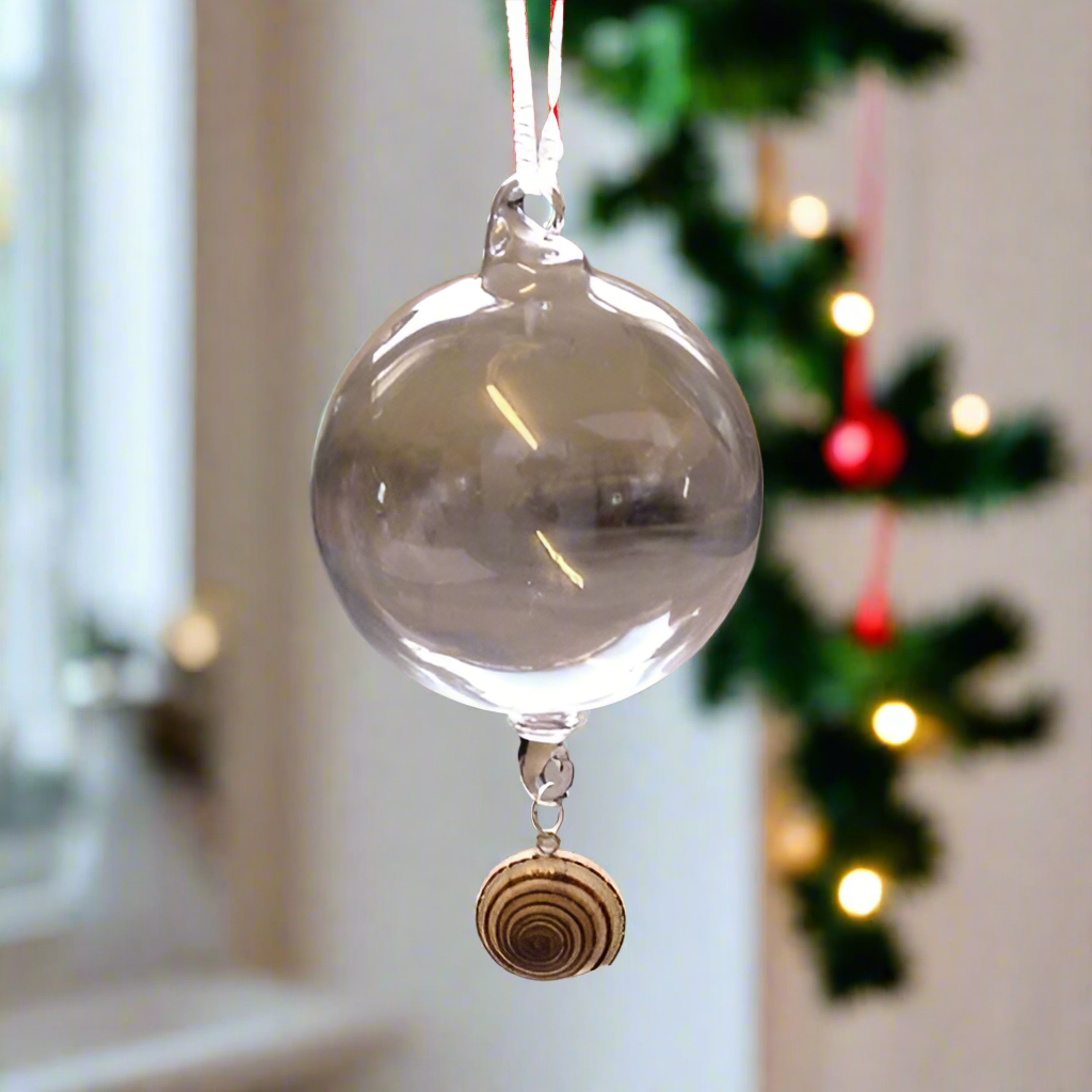 Clear Glass Ball with Hanging Sundial Shell